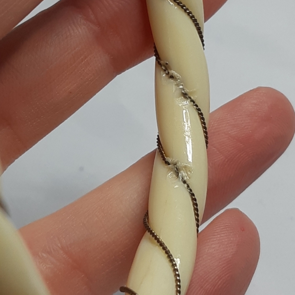 Ivory Bangle Bracelet - Picture 6 of 6